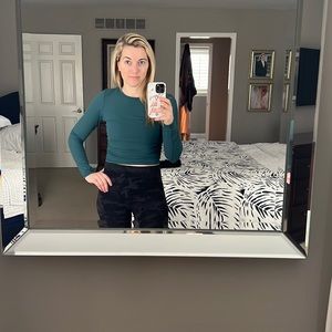 Lululemon jade green size 4 long sleeve ribbed